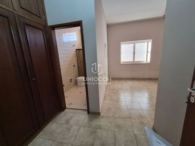 Casa, 3 quartos, 215 m² - Foto 4