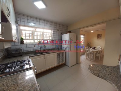 Sobrado, 3 quartos, 222 m² - Foto 2