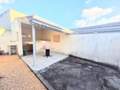 Casa, 3 quartos, 191 m² - Foto 2