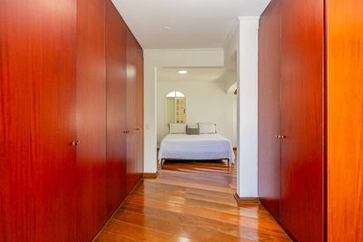 Casa, 4 quartos, 315 m² - Foto 2