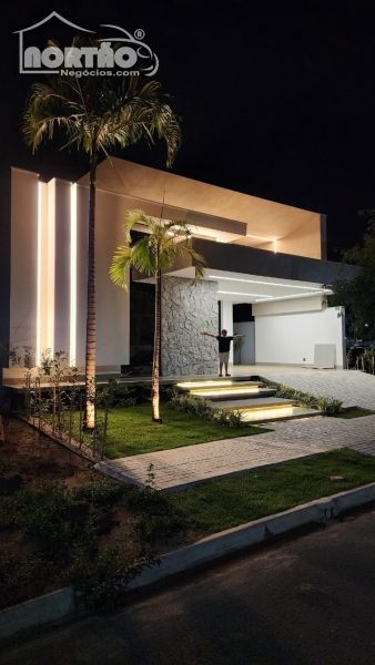 Casa, 1 quarto, 209 m² - Foto 1