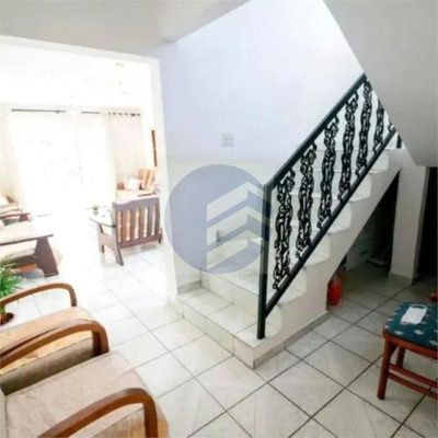 Sobrado, 3 quartos, 220 m² - Foto 2