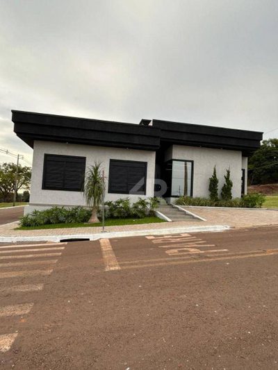 Casa, 4 quartos, 230 m² - Foto 2