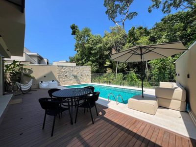 Casa, 5 quartos, 395 m² - Foto 1