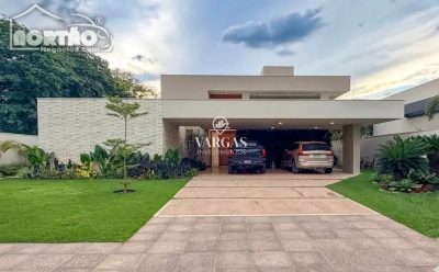 Casa, 3 quartos, 352 m² - Foto 1