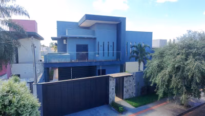 Casa, 3 quartos, 232 m² - Foto 1