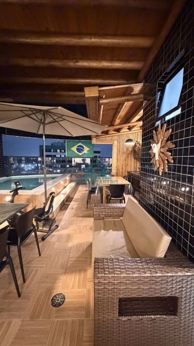 Cobertura, 4 quartos, 225 m² - Foto 1