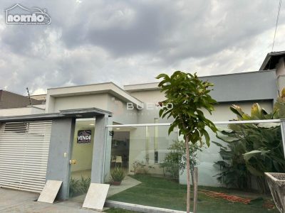 Casa, 3 quartos, 114 m² - Foto 1