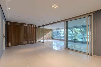 Apartamento, 3 quartos, 222 m² - Foto 1