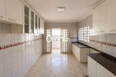 Casa, 3 quartos, 145 m² - Foto 1