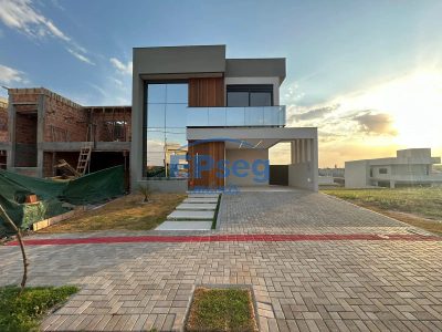 Casa, 4 quartos, 220 m² - Foto 1