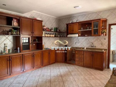 Casa, 3 quartos, 200 m² - Foto 3