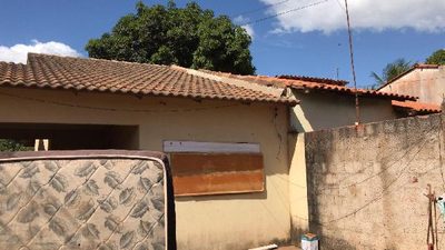 Casa, 2 quartos, 180 m² - Foto 1