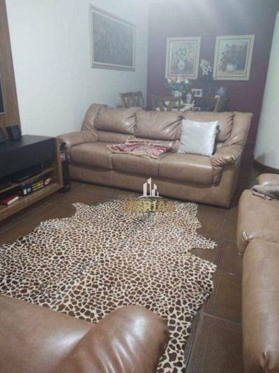 Casa, 3 quartos, 250 m² - Foto 2