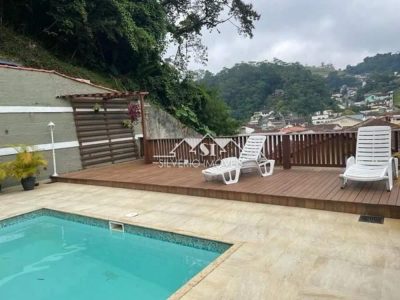 Casa, 5 quartos, 320 m² - Foto 1