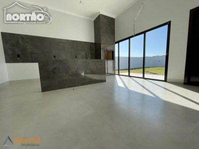Casa, 1 quarto, 157 m² - Foto 2