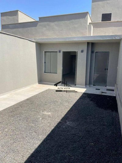 Casa, 3 quartos, 74 m² - Foto 1