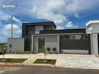 Casa, 4 quartos, 138 m² - Foto 1
