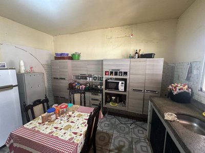 Casa, 4 quartos, 229 m² - Foto 4