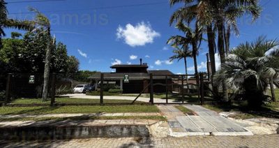Casa, 3 quartos, 193 m² - Foto 1