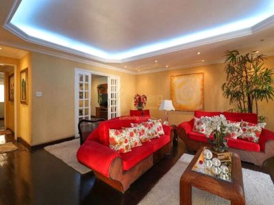 Casa, 4 quartos, 225 m² - Foto 1