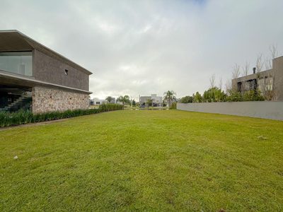 Terreno, 677 m² - Foto 2