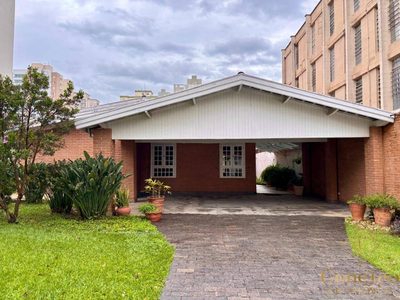 Casa, 5 quartos, 306 m² - Foto 1
