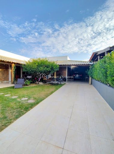 Casa, 2 quartos, 300 m² - Foto 1