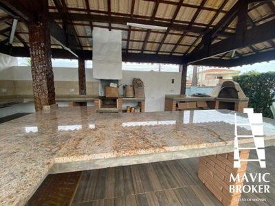Casa, 3 quartos, 265 m² - Foto 4