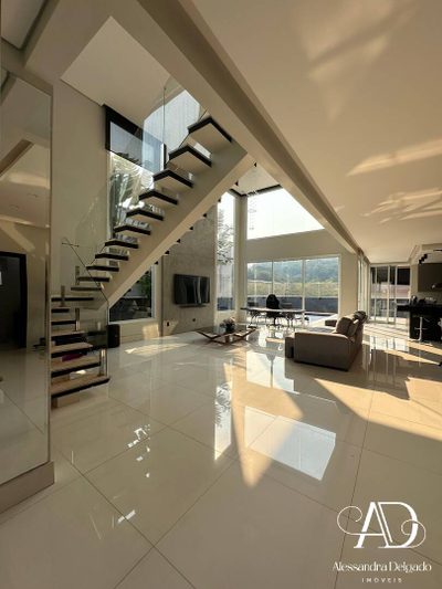 Casa, 4 quartos, 385 m² - Foto 2