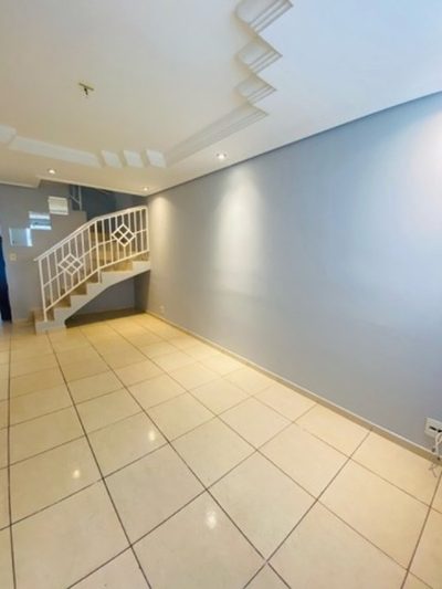 Casa, 2 quartos, 78 m² - Foto 1