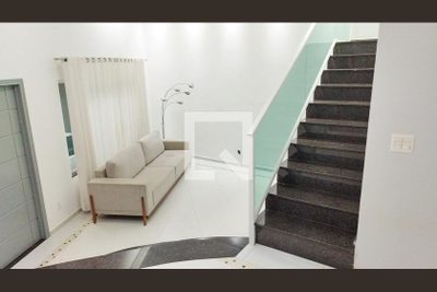 Casa, 4 quartos, 215 m² - Foto 1