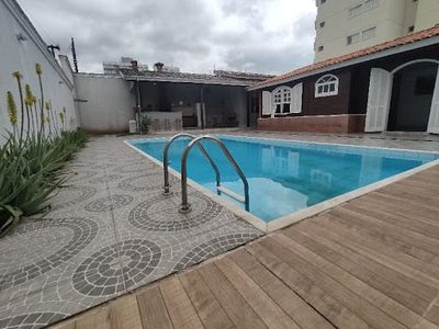 Casa, 4 quartos, 236 m² - Foto 1
