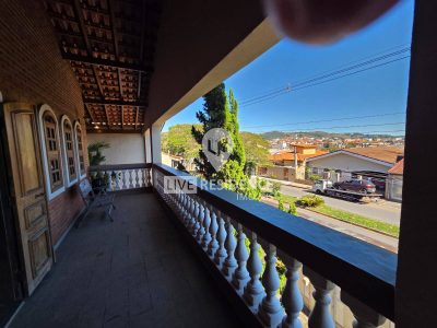 Casa, 3 quartos, 240 m² - Foto 2