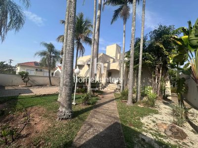 Casa, 5 quartos, 443 m² - Foto 1