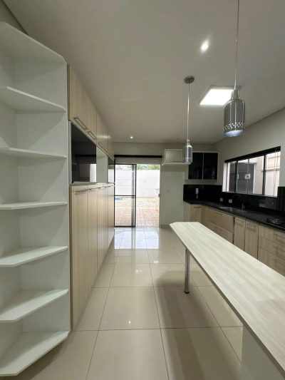 Casa, 3 quartos, 205 m² - Foto 4