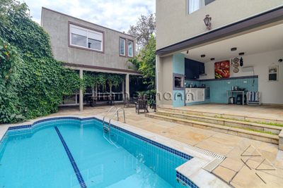 Casa, 4 quartos, 392 m² - Foto 1