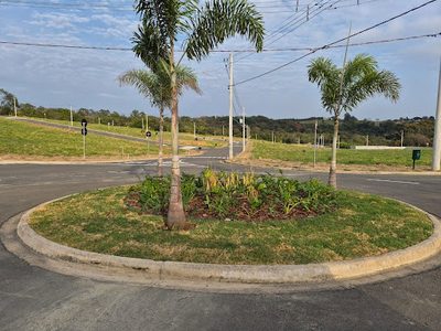 Loteamento e Condomínio, 200 m² - Foto 2