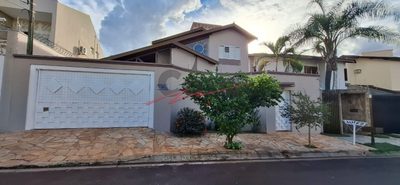 Sobrado, 3 quartos, 278 m² - Foto 1