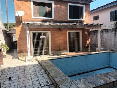 Casa, 4 quartos, 250 m² - Foto 1