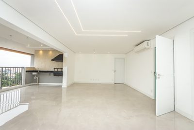 Apartamento, 3 quartos, 139 m² - Foto 1