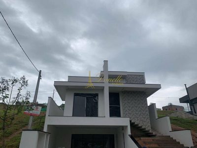 Sobrado, 3 quartos, 294 m² - Foto 1
