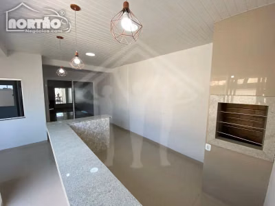 Casa, 3 quartos, 131 m² - Foto 1