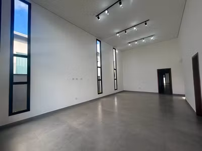 Casa, 3 quartos, 256 m² - Foto 1
