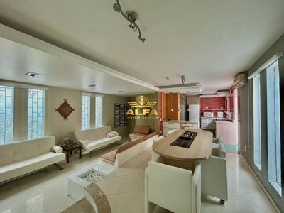 Casa, 4 quartos, 250 m² - Foto 1