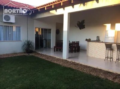 Casa, 3 quartos, 210 m² - Foto 3