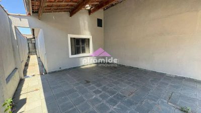 Casa, 2 quartos, 137 m² - Foto 1