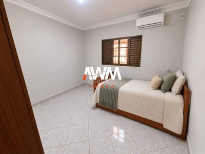 Casa, 3 quartos, 260 m² - Foto 4