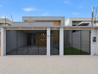 Casa, 3 quartos, 132 m² - Foto 1