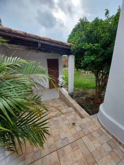 Casa, 4 quartos, 240 m² - Foto 1